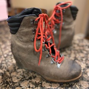 Sorel  |  Joan of Arc Wedge Boots